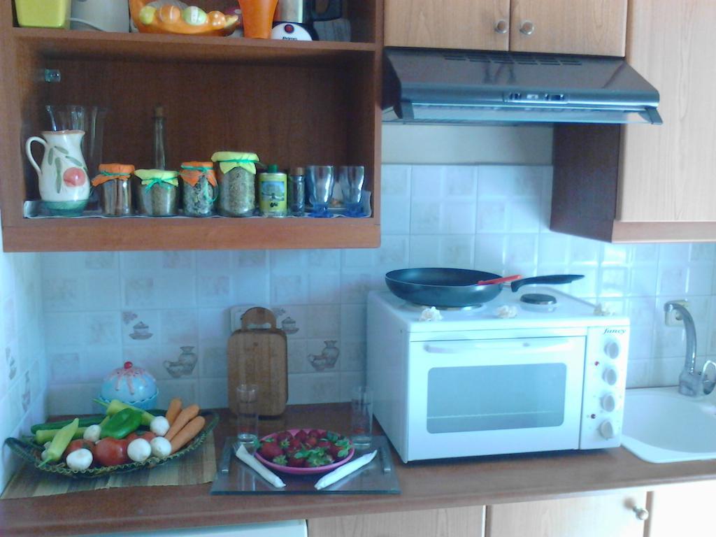 Ocean Breeze Appartement Keri Buitenkant foto